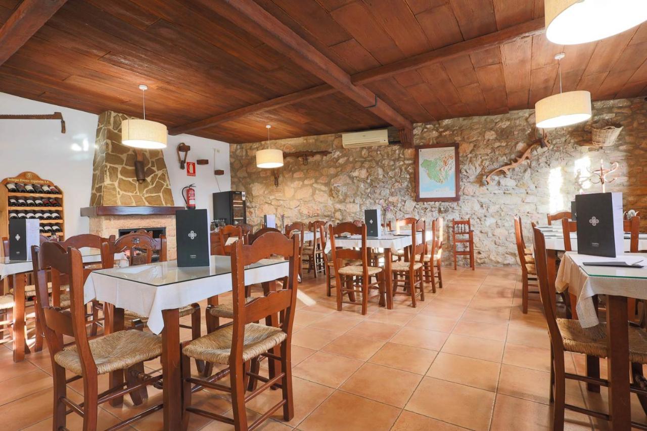 Tugasa Hotel Y Casas Rurales La Posada Villaluenga Del Rosario Exteriér fotografie