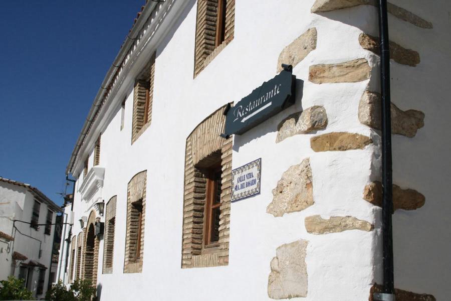 Tugasa Hotel Y Casas Rurales La Posada Villaluenga Del Rosario Exteriér fotografie