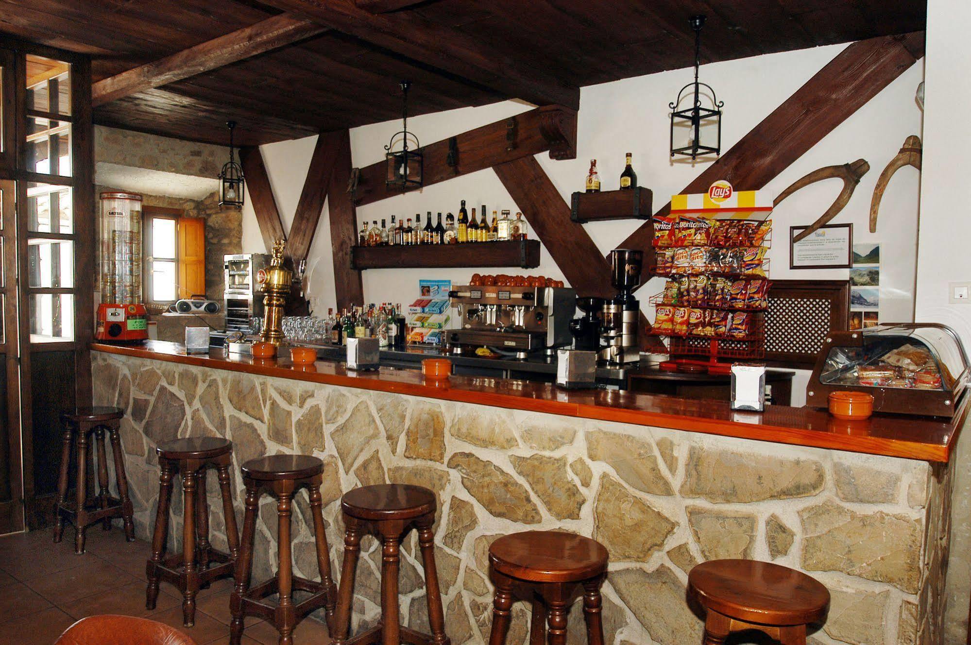 Tugasa Hotel Y Casas Rurales La Posada Villaluenga Del Rosario Exteriér fotografie